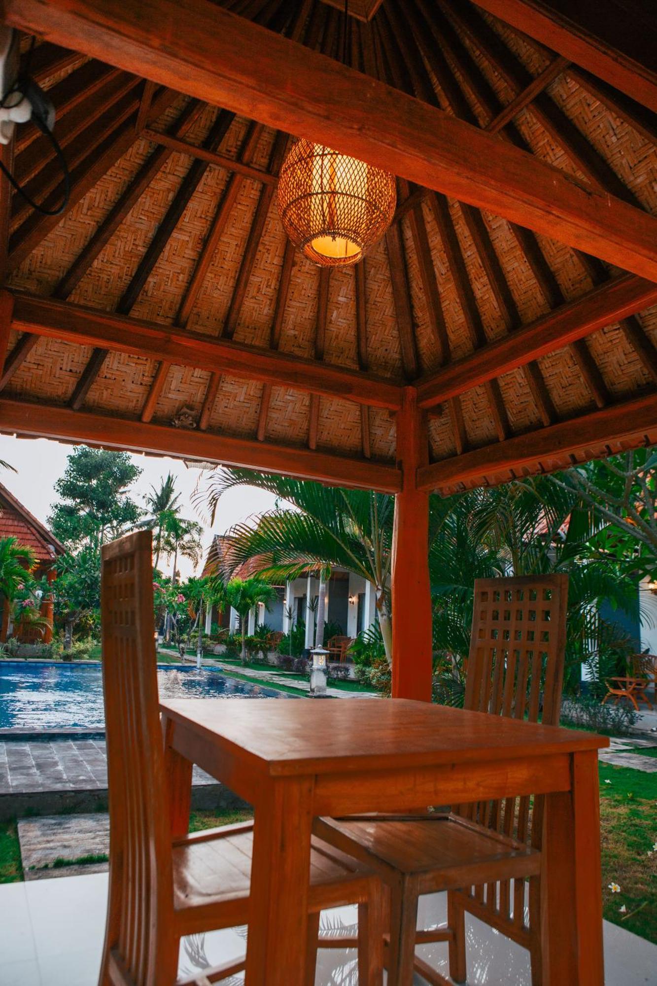 Sawit Garden Cottages Toyapakeh Ngoại thất bức ảnh